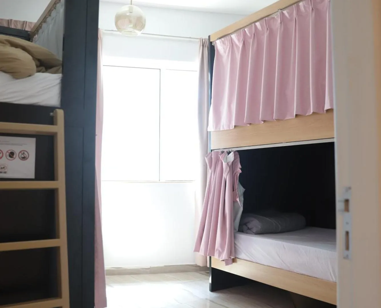 Holiday home Female - Girls Joyful Journeys - Girls Only Bedspace Dubai