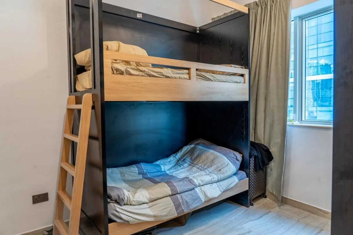 Female - Girls Joyful Journeys - Girls Only Bedspace Dubai Holiday home